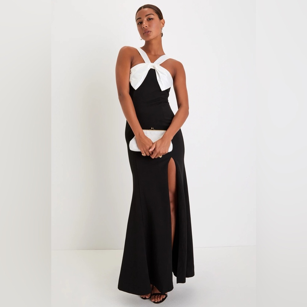 NWT (tiny flaw) Lulus Luxurious Outlook Black and White Bow Mermaid Maxi Dress